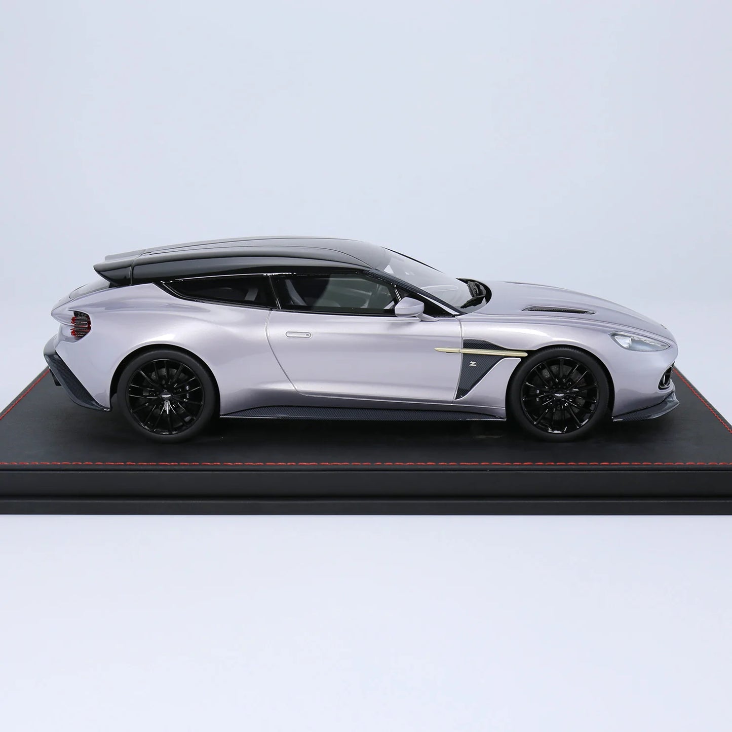 Aston Martin Vanquish Zagato - Collectible Resin Model