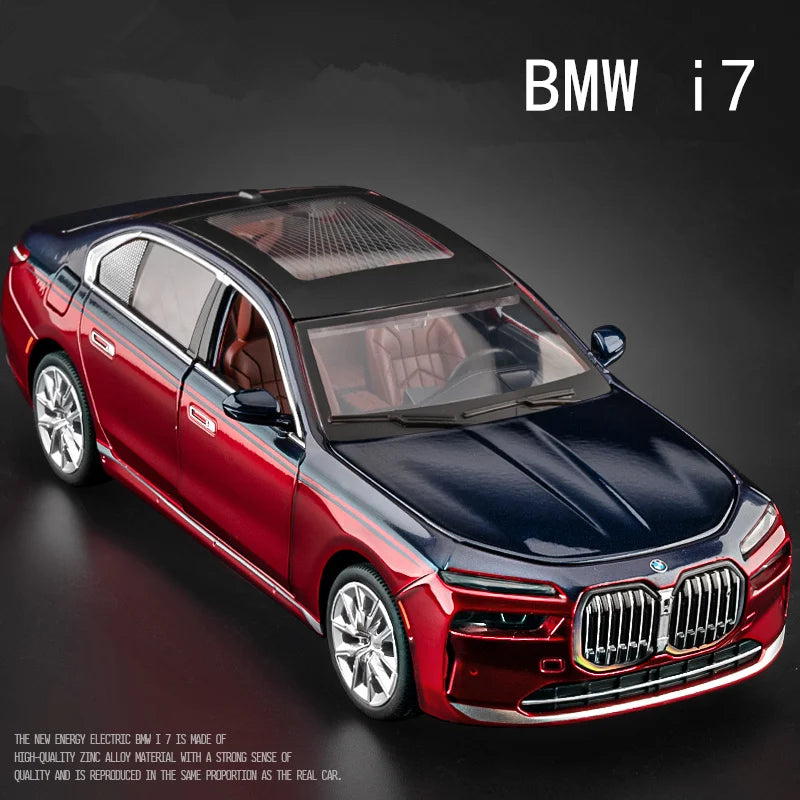 BMW 7 Series i7 G70 Diecast Model - Sound & Light Collection