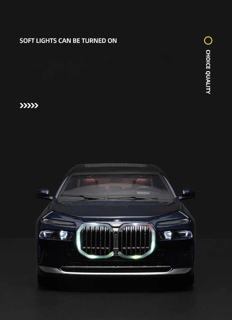 BMW 7 Series i7 G70 Diecast Model - Sound & Light Collection