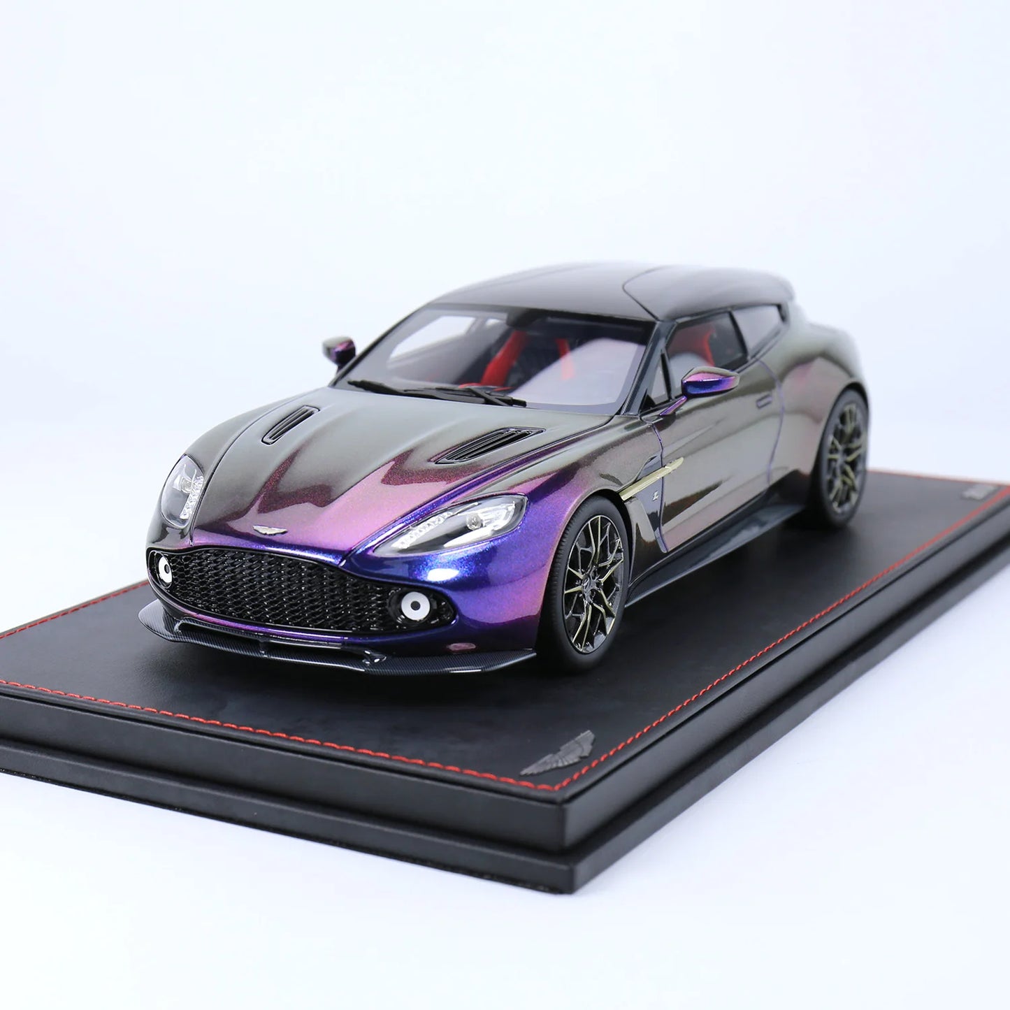 Aston Martin Vanquish Zagato - Collectible Resin Model