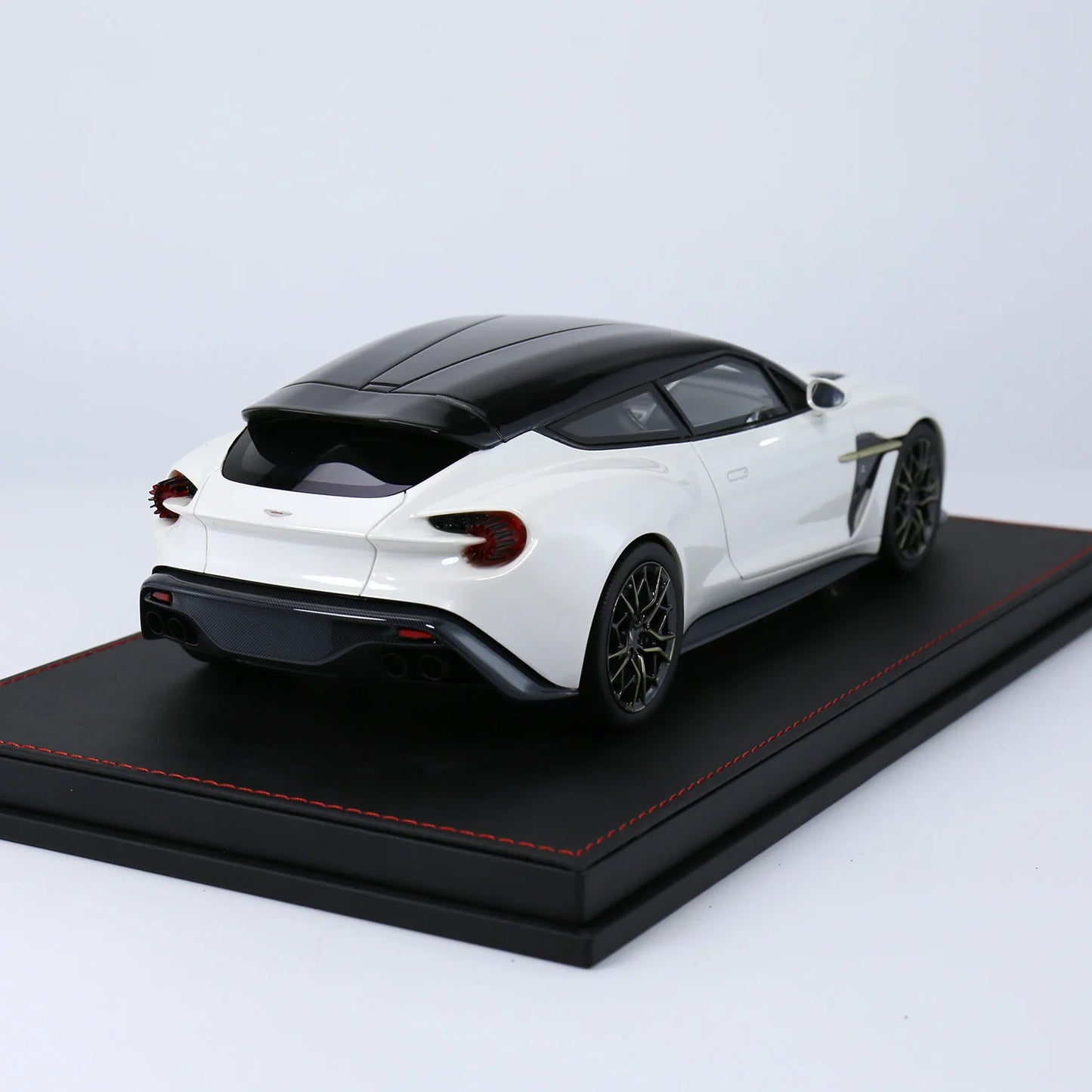 Aston Martin Vanquish Zagato - Collectible Resin Model